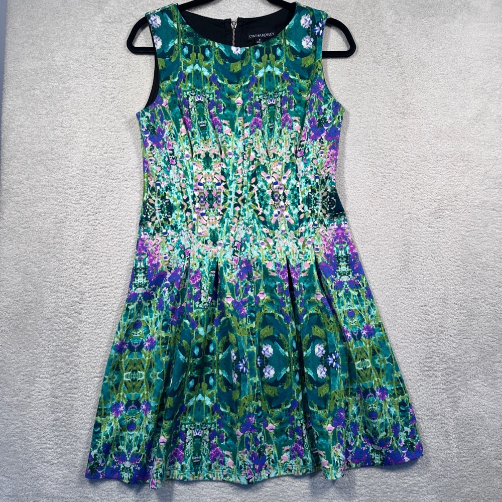 Cynthia Rowley Fit & Flare Dress‎ Women's 8 Floral Print Sleeveless Green Purple